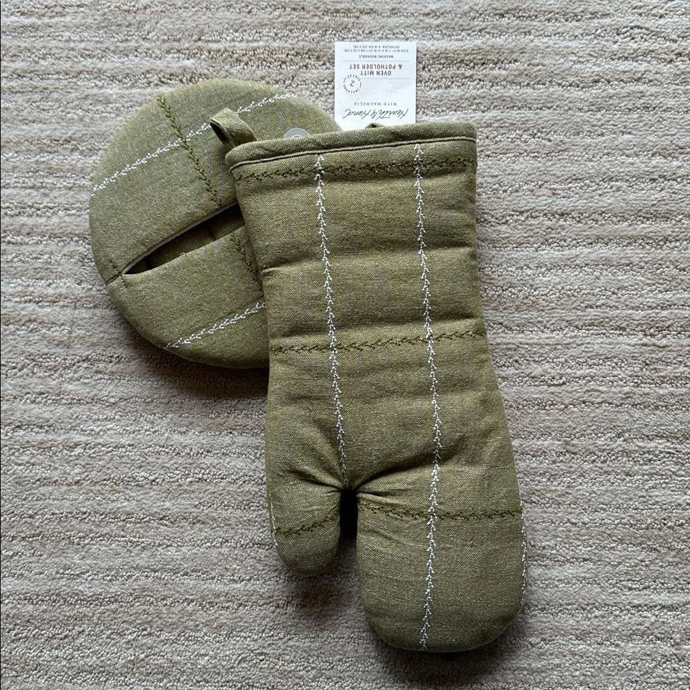Set of 2 Faux Stitched Grid Oven Mitts Green Hearth & Hand™ with Magnolia